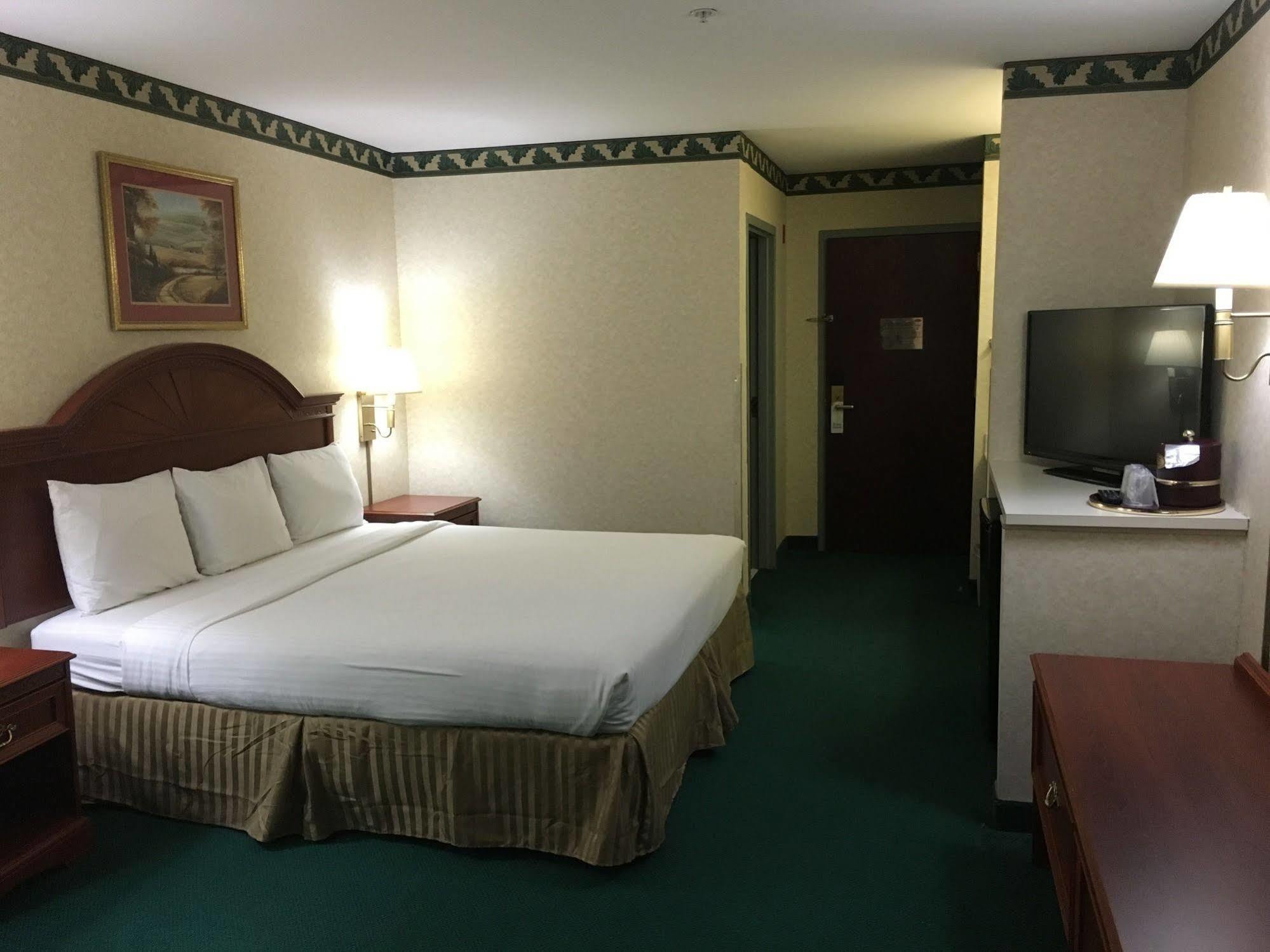 Grand Vista Hotel & Suites Vonore Экстерьер фото